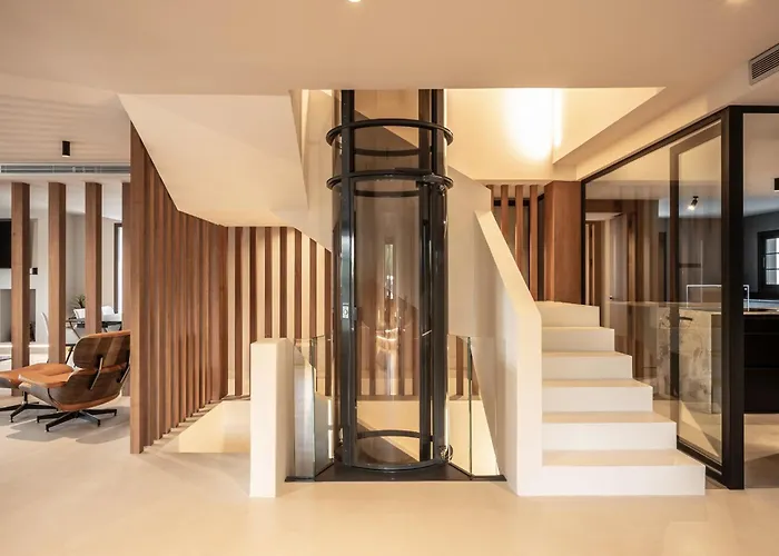 About Santa Ana Villa Marbella